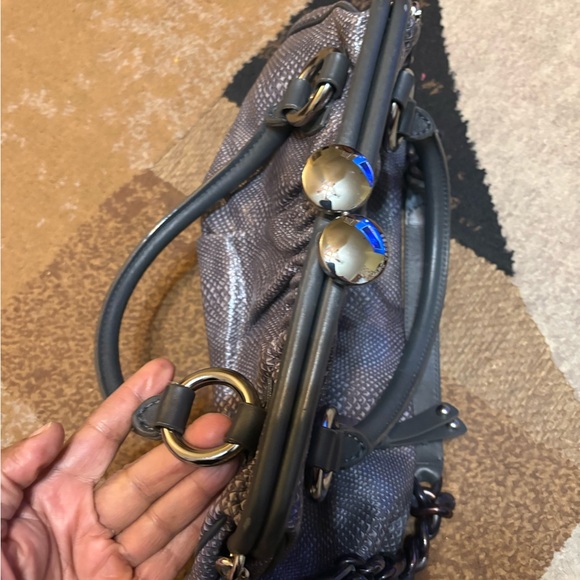 Authentic MARC JACOBS Large Satchel Handbag - Picture 14 of 17